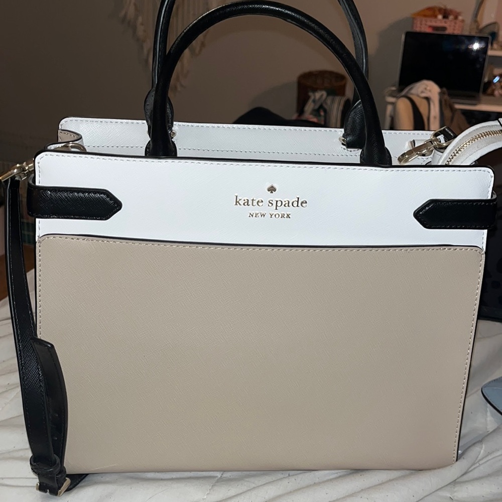 Large Kate spade tote